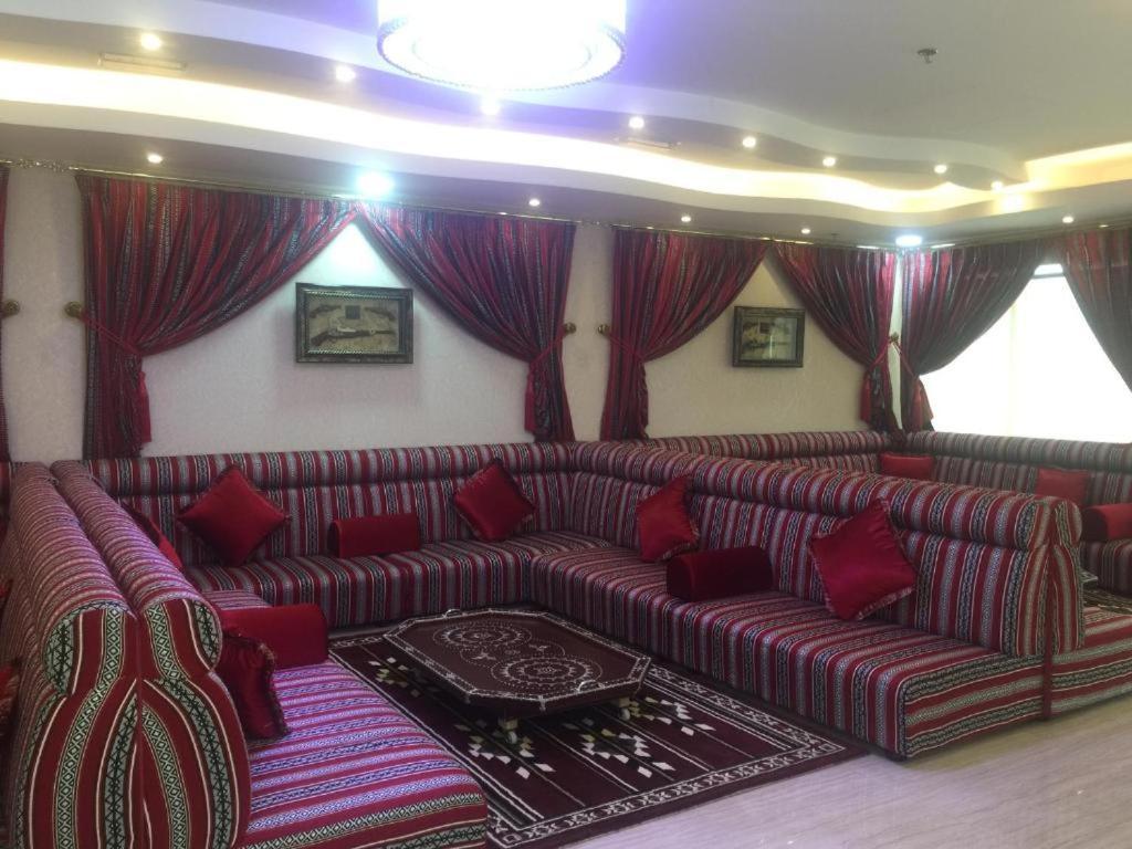 Al Azmi 115 4*